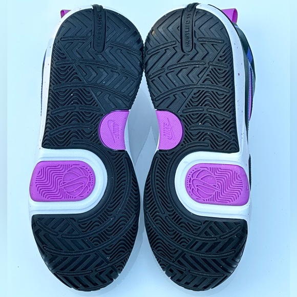 NEW Nike Team Hustle Mid Top Casual Sneaker - Big Kid 7Y (Womens 8.5) - Picture 8 of 10